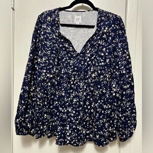 GAP Women's Maternity Navy Floral Blouse Size Small